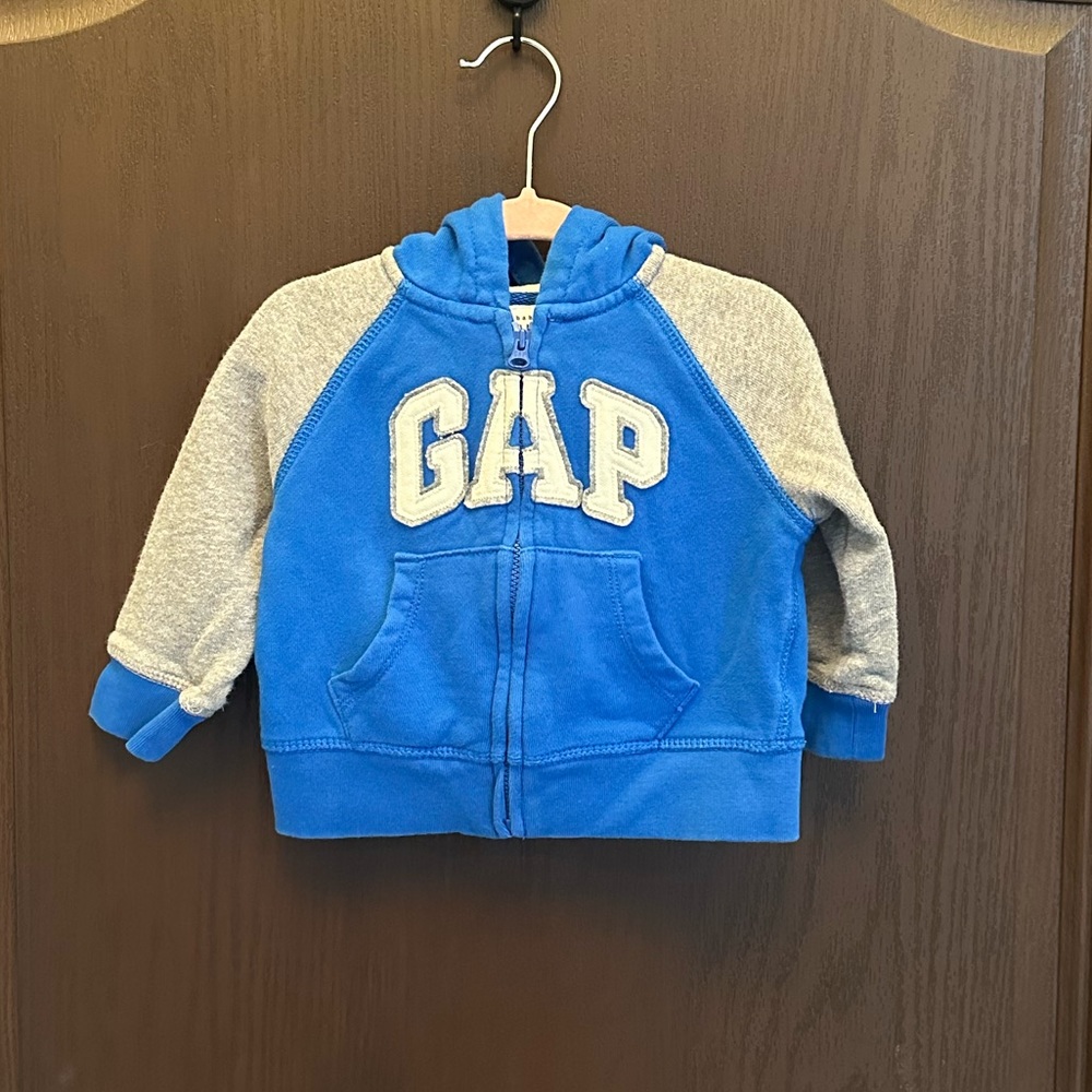 3/$25 Baby Gap Blue Zip Hoodie Sweatshirt Logo Jacket 12-18 Months